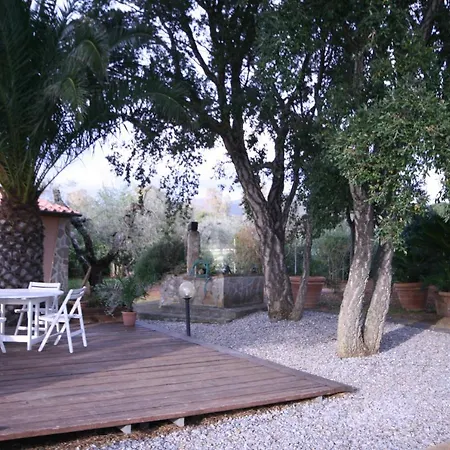 Casetta Sulla Bolgherese Immersa Nel Ferienhaus